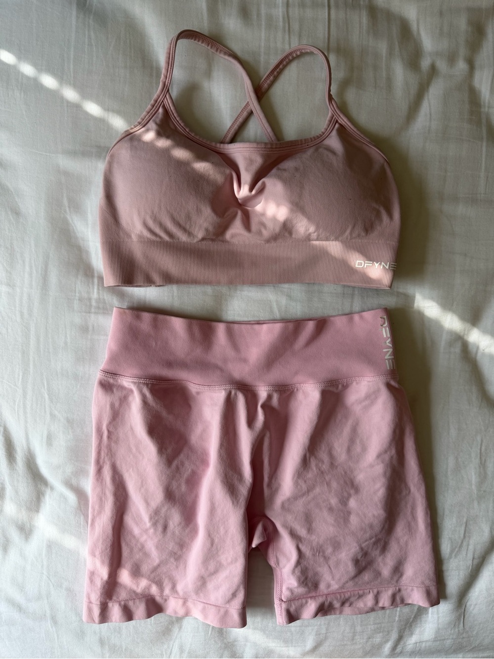 dfyne dynamic gym pink set